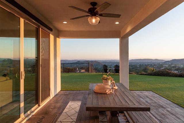 14546 Highcrest Ct, Poway CA: https://media.crmls.org/mediaz/8a346e26-7965-46c1-89d0-61f19e87551a.jpg