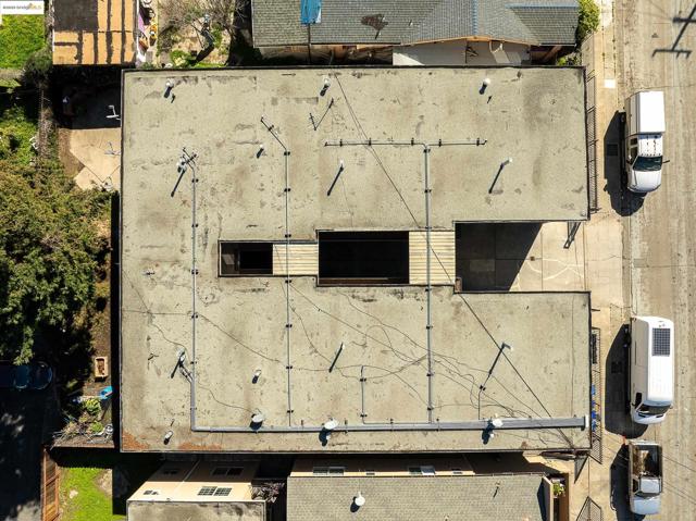 146 19Th St, Richmond CA: https://media.crmls.org/mediaz/8a34e5b5-5ce4-46cf-a3aa-6a5493638c01.jpg