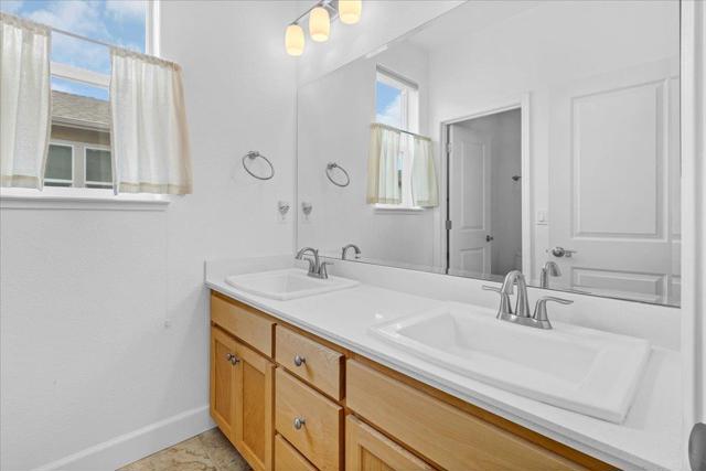 2731 Bungalow Drive, Marina CA: https://media.crmls.org/mediaz/8a3814e9-578c-4f58-93cf-df659730b70e.jpg