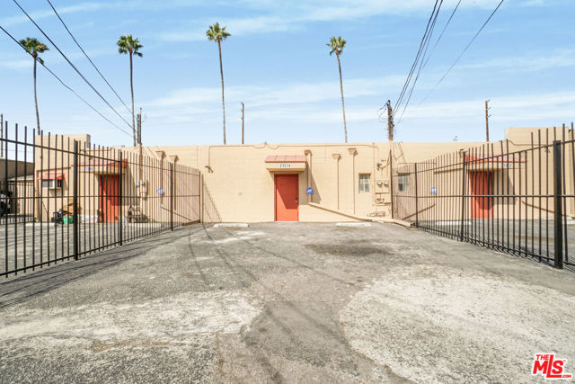 Image 12 of 19 For 21512 Norwalk Boulevard