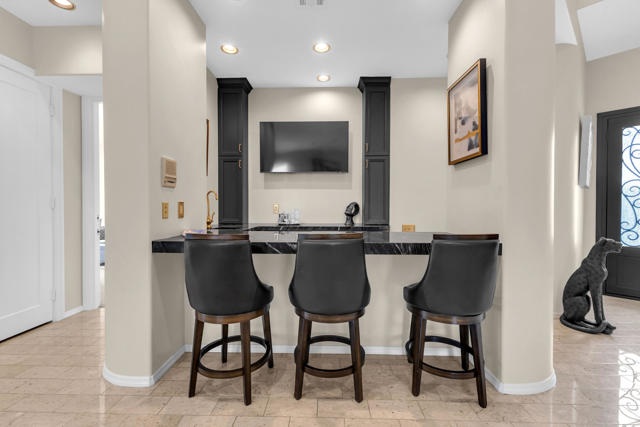 75273 Spyglass Drive, Indian Wells CA: https://media.crmls.org/mediaz/8a38eb07-f4ac-4579-811b-c1eaaf678600.jpg