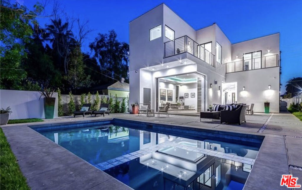 5124 Noble Avenue, Sherman Oaks, CA 91403