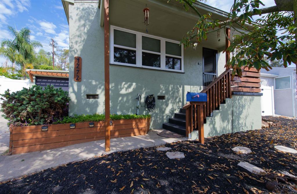 4272 Harbinson Avenue