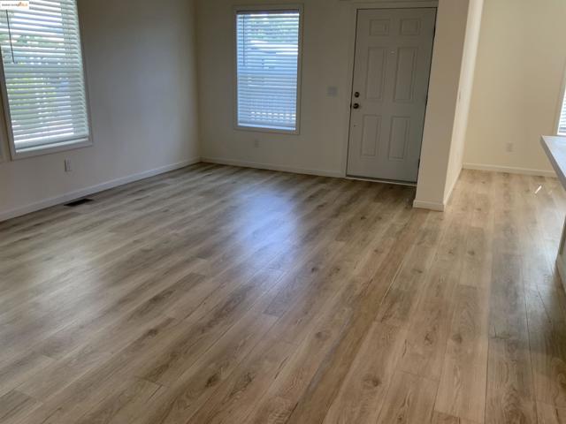 46 Palm Dr., Pittsburg CA: https://media.crmls.org/mediaz/8a3a66ba-eb02-49c6-8bce-ff2abce54f98.jpg