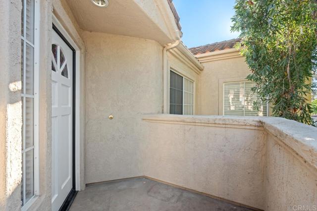 Detail Gallery Image 6 of 66 For 11080 Portobelo Dr, San Diego,  CA 92124 - 2 Beds | 2 Baths