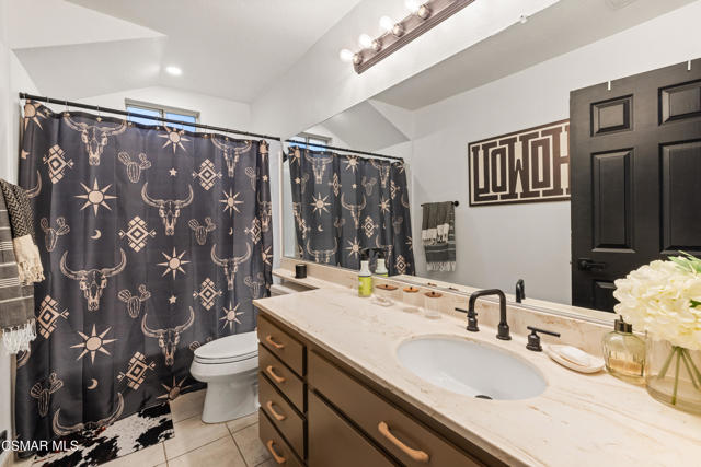 2782 Lemon Drive, Simi Valley CA: https://media.crmls.org/mediaz/8a3c25d0-e0b8-4728-9f27-0791abbfc3e2.jpg