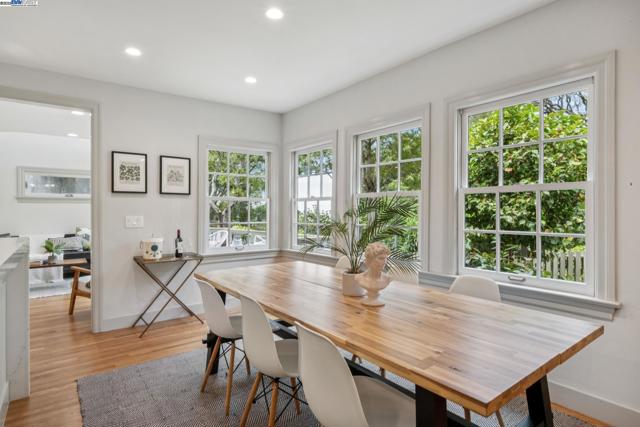 198 BRET HARTE ROAD, Berkeley CA: https://media.crmls.org/mediaz/8a3e1dc9-5e8d-4b01-afcb-d3e2a58c7278.jpg