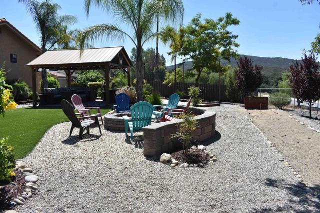 25657 Bellemore Dr, Ramona CA: https://media.crmls.org/mediaz/8a3ee3c0-7d8b-4d1f-943d-22adf9df14ec.jpg