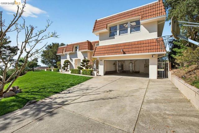 Image 2 of 55 For 10565 Englewood Drive