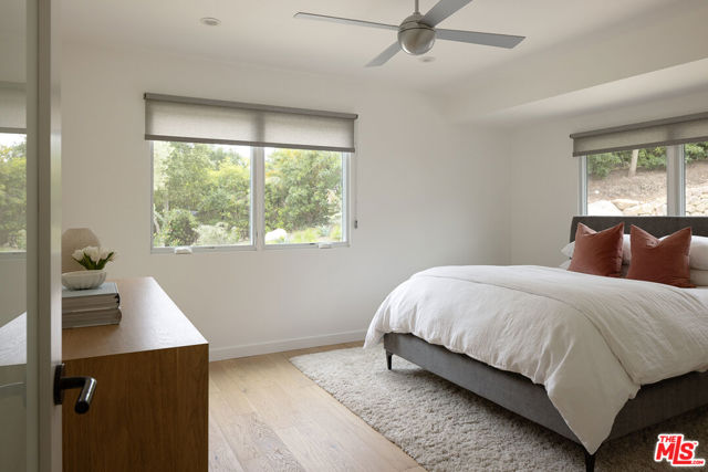 3155 Eucalyptus Hill Road, Santa Barbara CA: https://media.crmls.org/mediaz/8a3fcce6-6c59-49e8-a9d1-64e23405f753.jpg