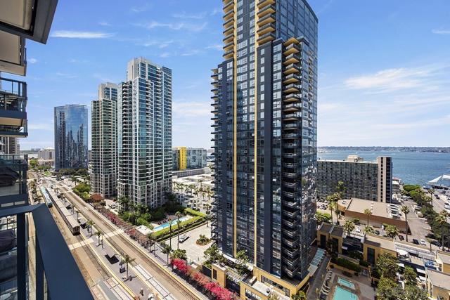 1388 Kettner Blvd, San Diego CA: https://media.crmls.org/mediaz/8a3fd4a7-23ab-4b3c-a4e0-698b26bfa8ea.jpg