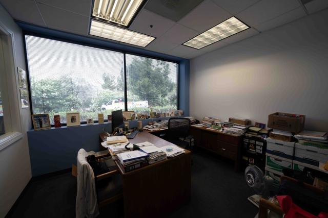 Image 11 of 21 For 44238 Fremont Boulevard