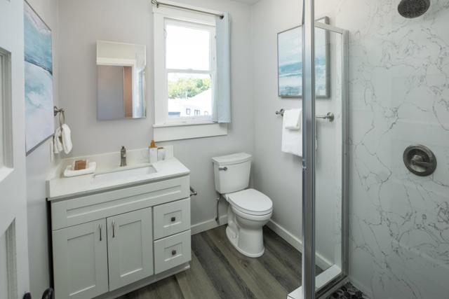 942 Ramona Street, Palo Alto CA: https://media.crmls.org/mediaz/8a40af2e-1931-4e9a-acf7-63d6e6505c6b.jpg