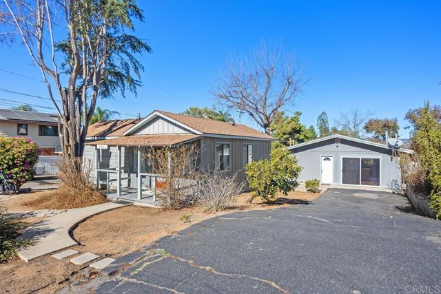 Detail Gallery Image 1 of 1 For 245 W Kalmia St #UNIT 1 & UNIT 2,  Fallbrook,  CA 92028 - 2 Beds | 2 Baths