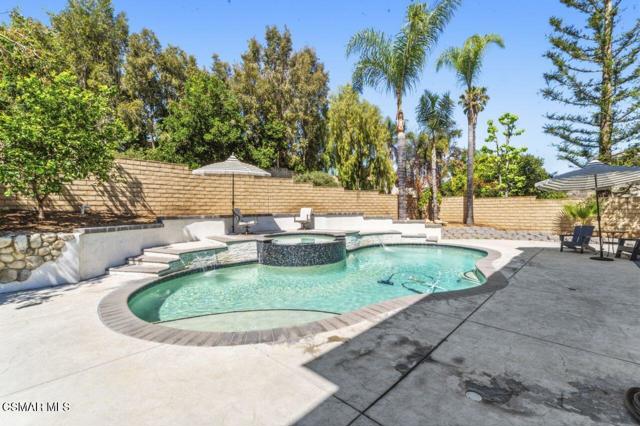 25 Humboldt Street, Simi Valley CA: https://media.crmls.org/mediaz/8a410ba9-8394-4afe-8479-1f98242b74b3.jpg