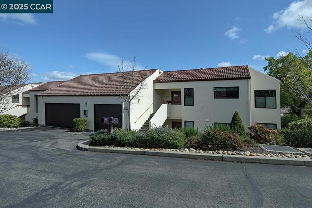 3244 Terra Granada Dr, Walnut Creek CA: https://media.crmls.org/mediaz/8a41cbe6-43dc-4509-b7ce-8346b1596dcf.jpg