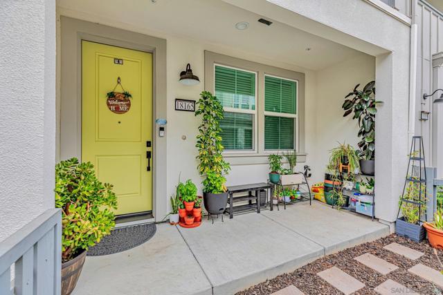 18165 Cosecha Lane, Morgan Hill CA: https://media.crmls.org/mediaz/8a438a42-ccb8-4f14-af8e-ffcc77d05fe1.jpg