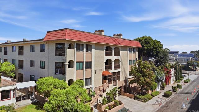 Detail Gallery Image 30 of 32 For 2956 C St #15,  San Diego,  CA 92102 - 2 Beds | 1/1 Baths