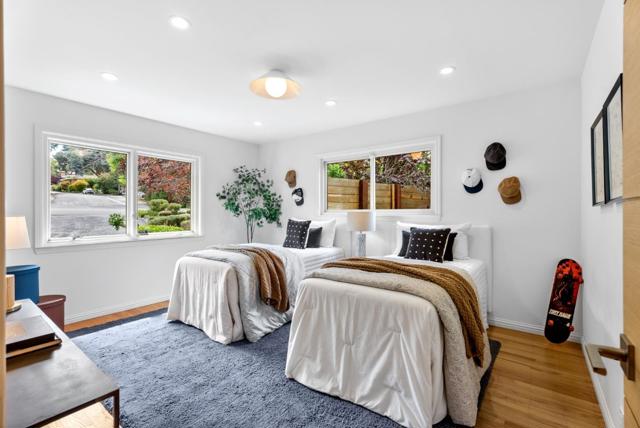 730 Monte Rosa Drive, Menlo Park CA: https://media.crmls.org/mediaz/8a43e02b-78b2-4c67-aac6-ce95093f35f7.jpg