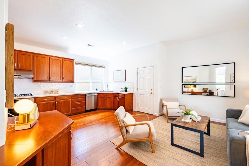 8A445717 B8B4 41F0 B238 70Cdba4F1B94 121 Northcrest Drive, South San Francisco, Ca 94080 &Lt;Span Style='BackgroundColor:transparent;Padding:0Px;'&Gt; &Lt;Small&Gt; &Lt;I&Gt; &Lt;/I&Gt; &Lt;/Small&Gt;&Lt;/Span&Gt;