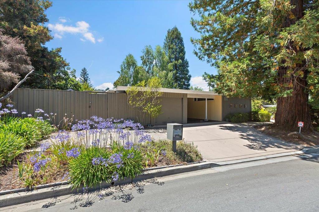 291 La Mesa Drive