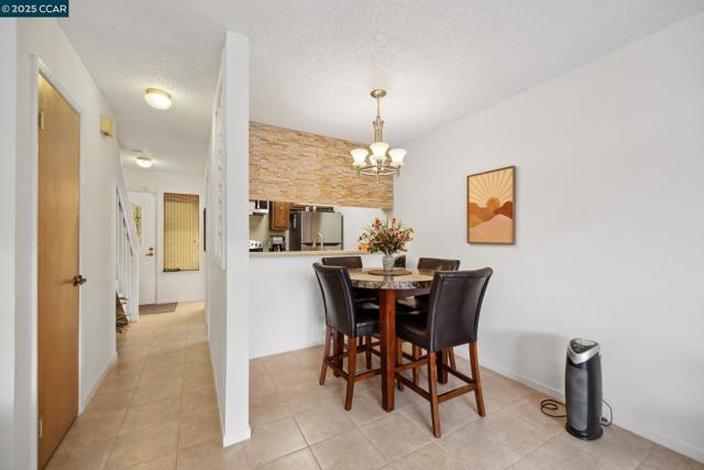 14295 Doolittle Dr, San Leandro CA: https://media.crmls.org/mediaz/8a44f3d7-7659-4d27-a6f7-bee67e09f5d3.jpg