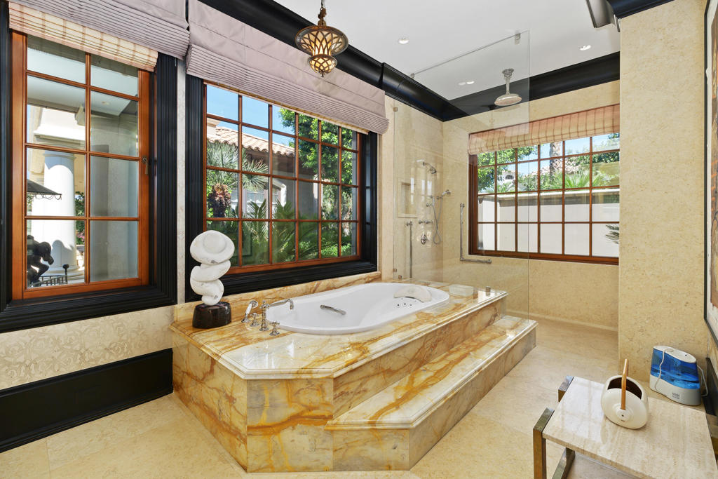 MLS #219129842DA img 29