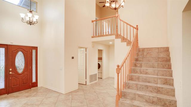 Detail Gallery Image 9 of 40 For 2626 Magellan Ln, Vista,  CA 92081 - 3 Beds | 2/1 Baths