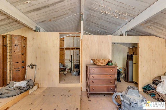 Image 60 of 70 For 25100 Indian Rock Road