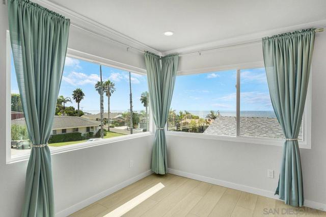 4462 Algeciras, San Diego CA: https://media.crmls.org/mediaz/8a46bac6-5e08-40d1-8a76-48ea28986afc.jpg
