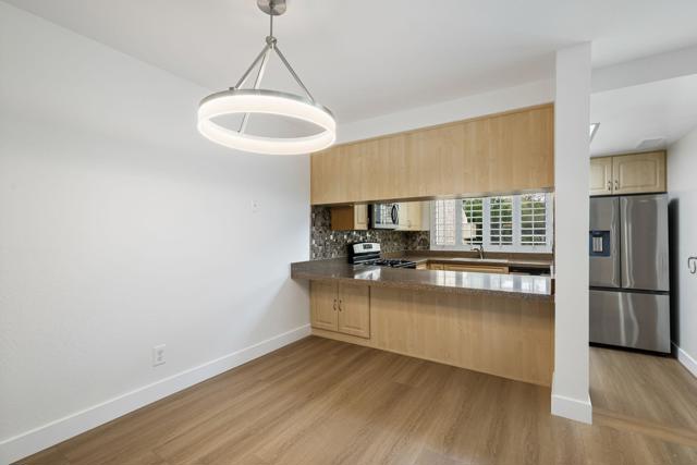 47 Portola Drive, Palm Springs CA: https://media.crmls.org/mediaz/8a47370f-8729-4cce-a69e-168820942221.jpg