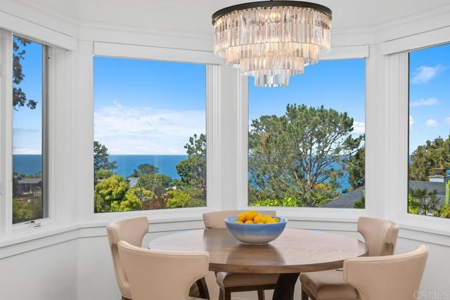 Detail Gallery Image 5 of 31 For 555 Amphitheatre Dr, Del Mar,  CA 92014 - 6 Beds | 5/1 Baths