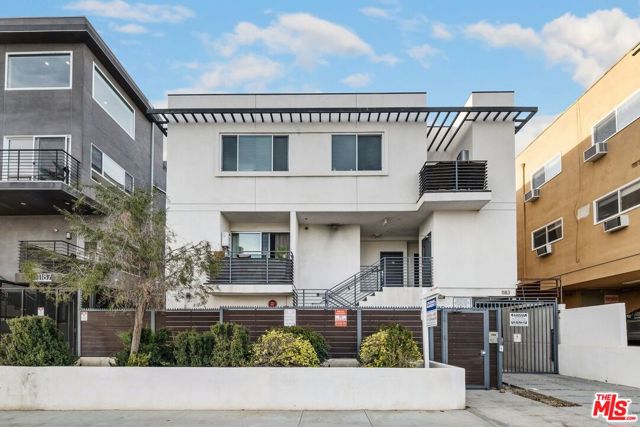 1183 CRENSHAW Boulevard, Los Angeles CA: https://media.crmls.org/mediaz/8a49f5f7-6e8c-4435-85c8-3c05c3e9dd2b.jpg