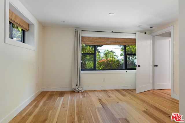 956 Parkman Street, Altadena CA: https://media.crmls.org/mediaz/8a4a3e37-eb0d-4af4-82b2-1feb413da995.jpg