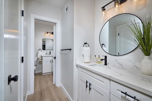 800 Encinitas Blvd, Encinitas CA: https://media.crmls.org/mediaz/8a4a5af1-9a69-490b-b85d-38649682f06d.jpg