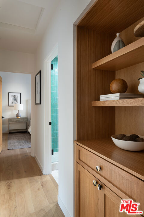 12227 La Maida Street, Valley Village CA: https://media.crmls.org/mediaz/8a4b24b6-d5e7-4354-80df-1b4b94a194bb.jpg