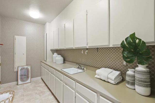 84 Selby, Atherton CA: https://media.crmls.org/mediaz/8a4b4dd9-1cbc-4bce-99f6-a911ec3503ba.jpg