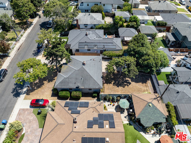 7833 Denrock Avenue, Los Angeles, California 90045, 3 Bedrooms Bedrooms, ,1 BathroomBathrooms,Single Family Residence,For Sale,Denrock,24432031