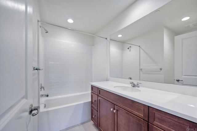 Detail Gallery Image 12 of 25 For 295 Mission Villas #3,  San Marcos,  CA 92069 - 2 Beds | 2/1 Baths