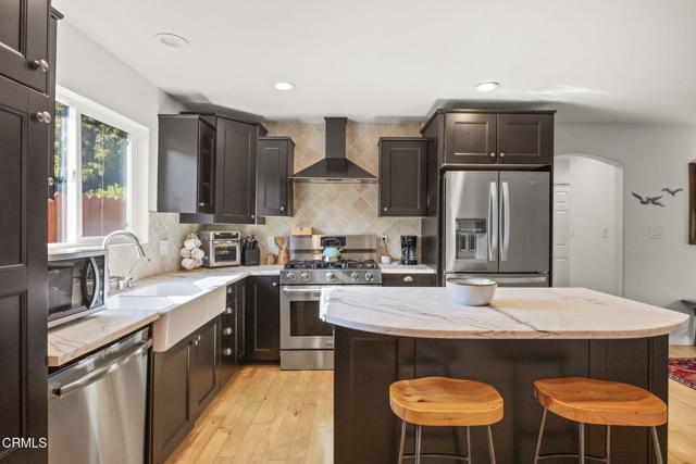 1727 San Nicholas Street, Ventura CA: https://media.crmls.org/mediaz/8a4c884b-f040-4fa0-ad3d-73e53bc97c37.jpg
