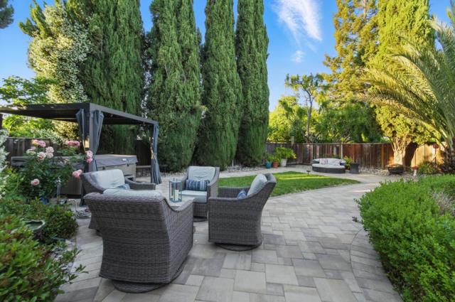 3821 Abbey Court, Campbell CA: https://media.crmls.org/mediaz/8a4c8c03-ecc9-4498-8c7a-ca8c9de1c28a.jpg