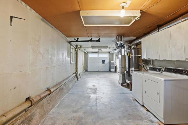 24 Westmont Drive, Daly City CA: https://media.crmls.org/mediaz/8a4d42bf-ee6e-4af1-9c13-741db409e04c.jpg