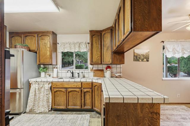 10614 Merriman Road, Cupertino CA: https://media.crmls.org/mediaz/8a4eccab-6efe-4b74-b255-a8a3a7534367.jpg