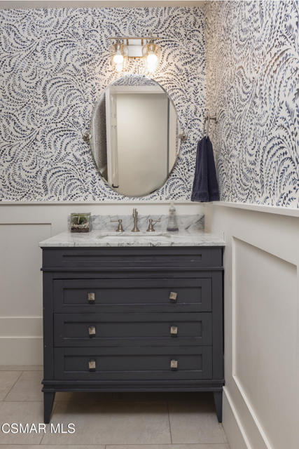 4525 Rayburn Street, Westlake Village CA: https://media.crmls.org/mediaz/8a50f44a-a02c-4670-a8ed-84365f376ede.jpg