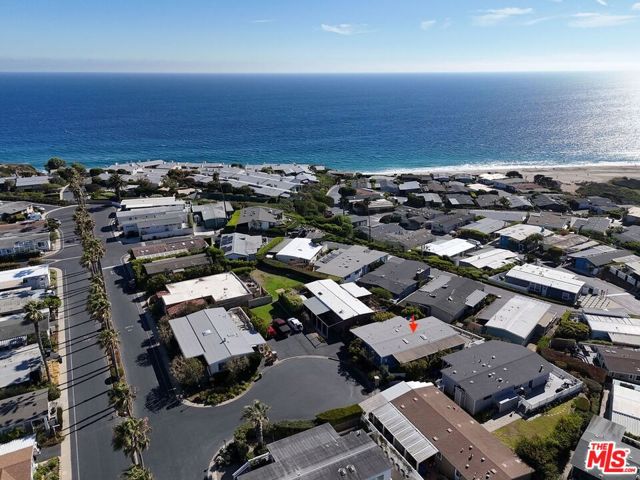 29500 Heathercliff, Malibu CA: https://media.crmls.org/mediaz/8a514c85-e22b-4e9c-9aeb-4cbc5edd84e3.jpg