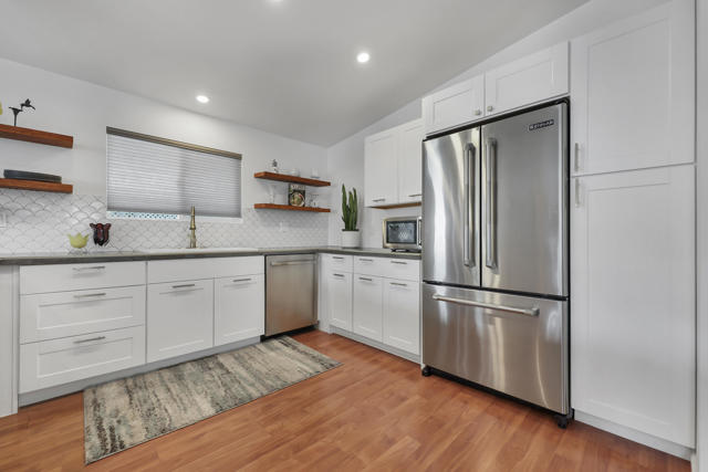 49305 Highway 74, Palm Desert CA: https://media.crmls.org/mediaz/8a5213bb-008f-47e4-af2e-eb031f445c41.jpg