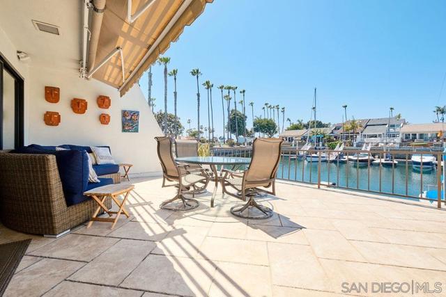 105 Antigua Ct, Coronado CA: https://media.crmls.org/mediaz/8a521da2-0e03-425c-b768-914d7c1f38b4.jpg