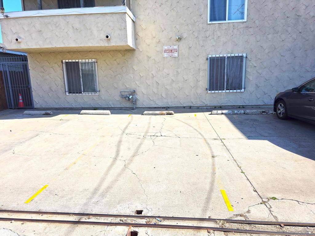 4056 Van Dyke Ave - photo 13