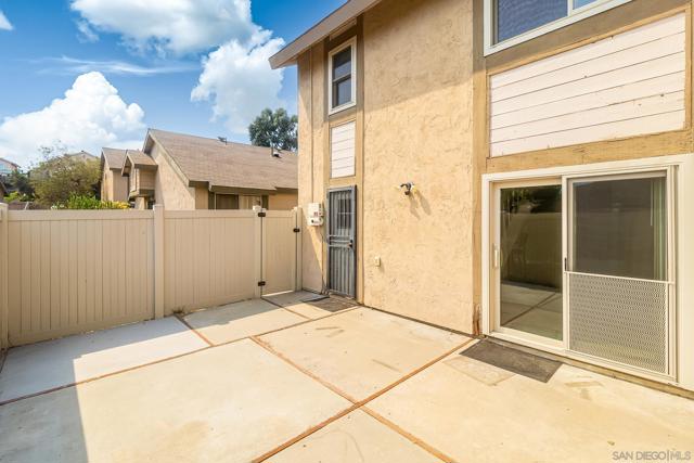 Image 18 of 25 For 7043 Wattle Dr