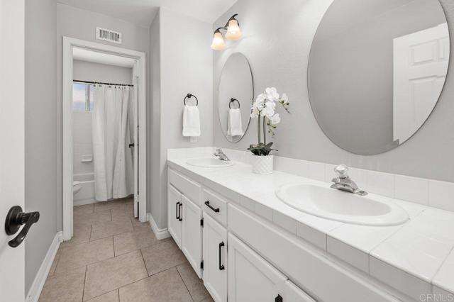 509 Windy Way, Chula Vista CA: https://media.crmls.org/mediaz/8a5311f0-6063-4626-8ba2-258460c4a58c.jpg